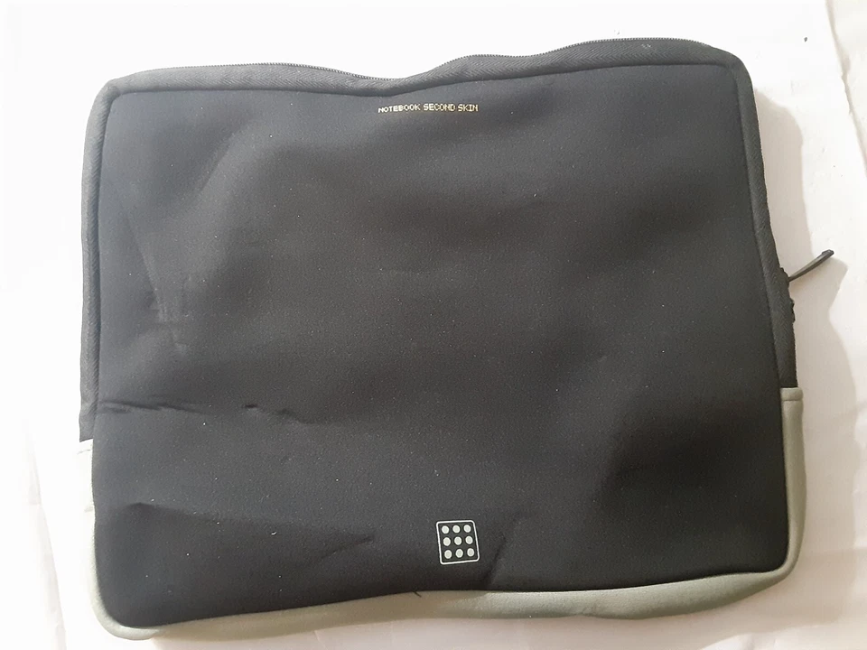 TUCANO 存储文件夹 适用于笔记本或 13 英寸笔记本电脑,第二皮肤黑色/灰色 — 第 1/4 张图片