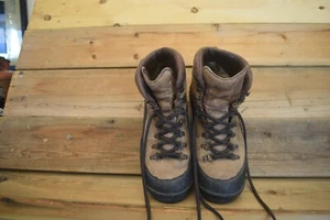 VTG USA MADE Danner Combat Hiker Boots 43513X Leather Mens 10.5 Brown Black Hike - Picture 1 of 8