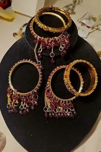5 Elegant Indian Wedding Bangle Set - Traditional and Lightweight Bridal Bangles - Picture 1 of 7