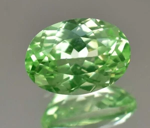 8.55 Ct Natural Green Peridot Oval Shape VVS Pak Loose Gemstone AGL Certified - Picture 1 of 7