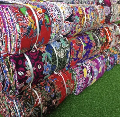 Authentic TERENGGANU Batik Sarong Design on Random Absorbent Cotton 44’x78’ 1pc - Image 1 of 4