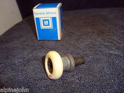 Ajustador de asiento delantero con rodamiento de rodillos GM 20650288 Chevrolet Beretta Corsica F3 Foto 1 de 2