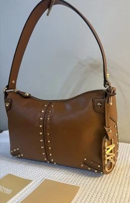 Bolso de Hombro Michael Kors Astor Grande de Cuero con Bolsillo en Equipaje Color Nuevo con Etiquetas Foto 1 de 4