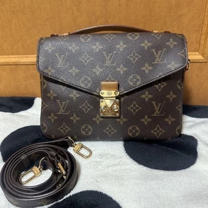 Auténtico bolso de hombro Louis Vuitton M44875 Pochette Metis MM monograma lona - Imagen 1 de 13