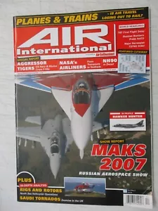 AIR INTERNATIONAL UK MAGAZINE OCT 2007 RUSSIAN AEROSPACE SHOW HAWKER HUNTER - Picture 1 of 2