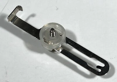 Singer Adjustable Seam Guide Edge Gauge 161172 Metal Clear Plastic - Image 1 of 3