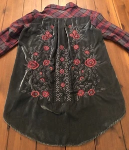 Kyla Seo Red Plaid Floral Embroidered Velvet Button-Up Shirt Women's Size Small - Picture 1 of 20