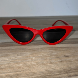 Red Retro Cat Eye Sunglasses With Watermelon Case