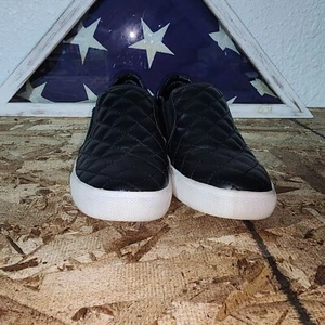 Zapatillas deportivas acolchadas STEVE MADDEN Ellen zapatos sin cordones para mujer (negras) - TALLA 8,5 - Imagen 1 de 8