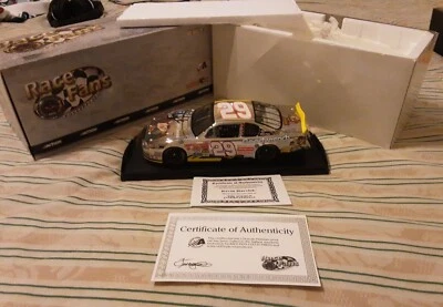 Kevin Harvick Autographed 1:24 2002 #29 GM Looney Toons Rematch 1 of 624 NASCAR  - Image 1 of 4