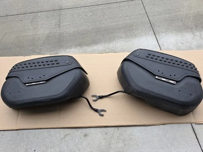 oem Harley-Davidson 2018-2024 Softail Heritage 经典鞍包 — 第 1/4 张图片