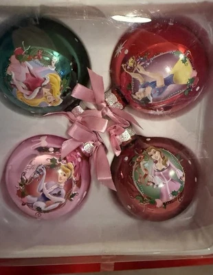 Juego de 4 adornos navideños vintage de cristal de princesa Disney Foto 1 de 4