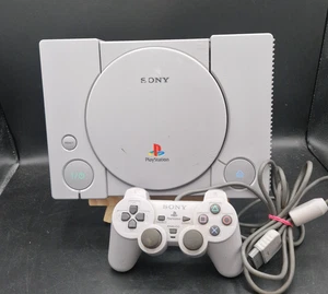 Sony PlayStation 1 - PS1 Konsole Grau Mod-Chip SCPH-5502+ Controller + Kabel - Bild 1 von 5