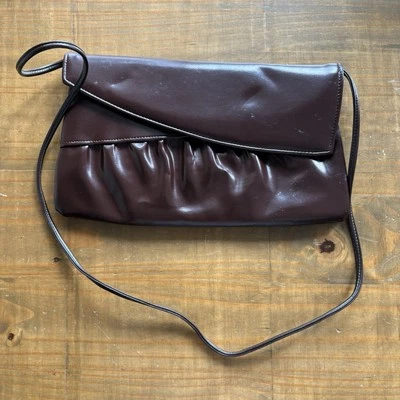 复古 20 世纪 80 年代罗马信封手拿包单肩包/钱包-巧克力棕色派对 — 第 1/4 张图片