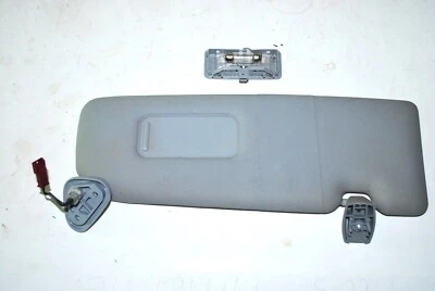 2008 - 2013 BMW 128i 135i Coupe Sun Visor w/ Clip & Light Sunvisor Right RH OEM - Imagem 1 de 4