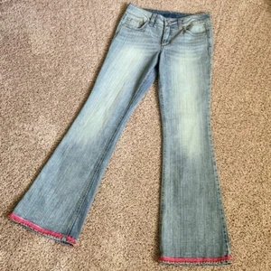 lei Jeans Juniors Sz 7 EST Blue Vintage Y2K Flare Ribbon Trimmed Sandblasted - Picture 1 of 13