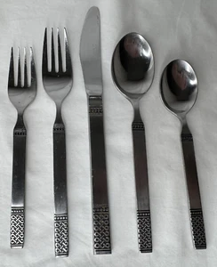 Danika Celtic Knot MSI SS Flatware JAPAN Flatware Set Fork Spoon Knife - Picture 1 of 7