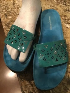 DONALD PLINER Leather turquoise Patent FIFI Sandal US Size 7.5 - Picture 1 of 8