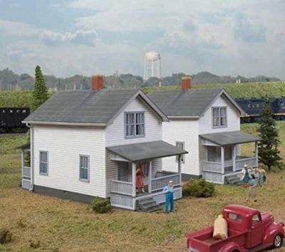 Walthers Cornerstone Company House pkg2 933-3790 HO Scale Model Railroad - St... - Image 1 of 3
