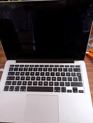 Apple MacBook Pro Retina 13-inch Early 2015 A1502 - Image 1 of 2