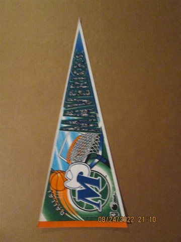 NBA Dallas Mavericks Vintage Circa 1994 Team Logo Basketball Pennant Cover