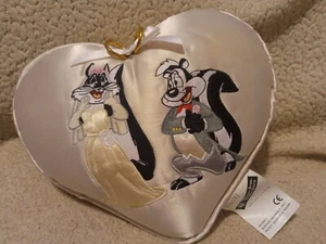 Almohada de boda vintage Pepe Le Pew y Penélope Pussycat - Imagen 1 de 4