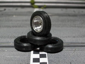 1/32 URETHANE SLOT CAR TIRES 2pr fit Vintage Revell Monogram Small Fronts 20x6 - Imagen 1 de 1