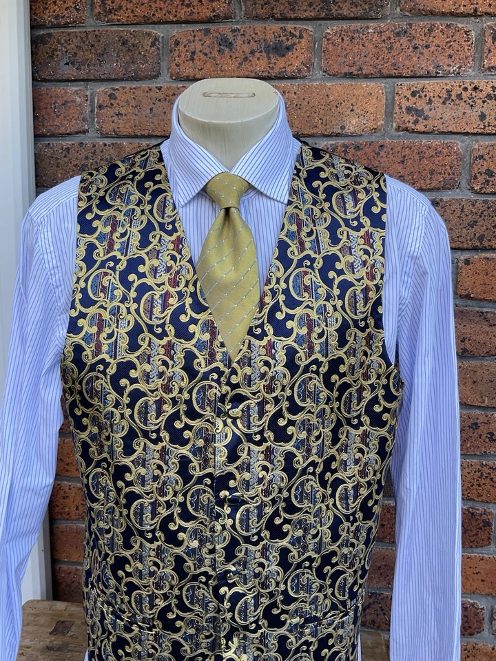 Silk Waistcoat/Vest By Art of Silk.  # Sz: M. Made In England 🏴󠁧󠁢󠁥󠁮󠁧󠁿 - Image 1 of 4