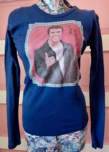 VINTAGE ORIGINAL "THE FONZ" T-SHIRT 28" BRUSTUMFANG, 23" LANG. 3 WINZIGE NADELLÖCHER - Bild 1 von 7