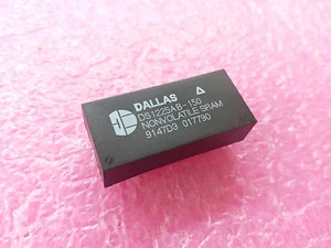 Dallas DS1225AB-150 NONVOLATILE SRAM 9147D3 017790 DIP-28 28 Pin DS1225AB  - Bild 1 von 4
