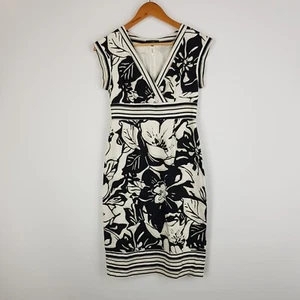 Linea Womens Size 8 Black White Striped Pattern Fitted Shaped Dress 100% Linen - Picture 1 of 17