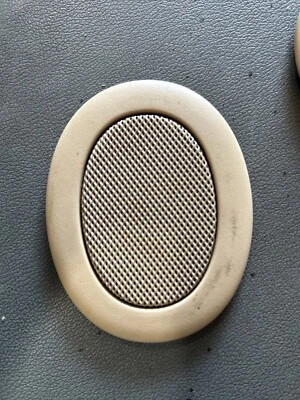 ✅05-11 CADILLAC STS ASIENTO DELANTERO TRASERO ALTAVOZ CUBIERTA OEM Foto 1 de 2