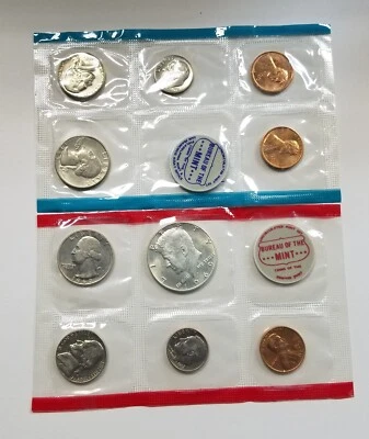 1969 Uncirculated Coin Set U.S Mint | 10 Coins |  Silver Kennedy Half Dollar - Image 1 of 2