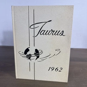 Anuario 1962 Lajes High School Terceira Azores Portugal Tauro halcones anuales - Imagen 1 de 8