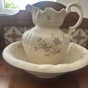 Pitcher Jug & Wash Bowl Vintage Retro Cream & Pastel Floral V R Ironstone Prop - Picture 1 of 9