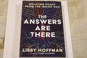 The Answers Are There by Libby Hoffman Blue Chair Press 2022 Paperback NEW - Picture 1 of 2