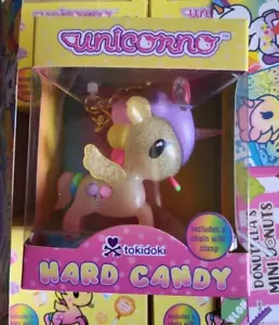 tokidoki Charm Borsa Caramelle Rigide Unicorno Primavera 2025 - Foto 1 di 1