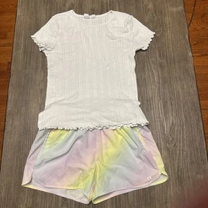 Girls Fashion Lot-Gap White Ruffled Tee W/rainbow Sport Shorts Sz XXL - Picture 1 of 8