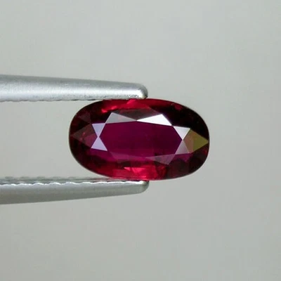0.91 ct MIND BLOWING NATURAL RARE HEATED RED BURMESE-RUBY TGl Certified 2346 SMX - Image 1 of 3