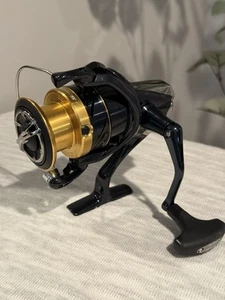 Shimano Spheros SW4000XG Aluminum Saltwater Fishing Spinning Reel - Picture 1 of 6