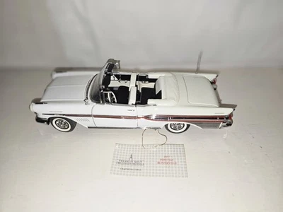 1/24 1957 Pontiac Bonneville convertible die cast No Box - Image 1 of 4
