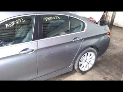 Used Rear Left Door Assembly Rear Side fits: 2016 Bmw 535I electric green tint R Foto 1 de 4
