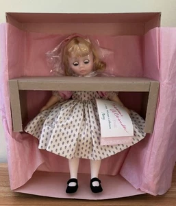 MADAME ALEXANDER DOLL AMY #1211 11" YEAR 1976 PRE-OWNED ORIGINAL BOX - Picture 1 of 14