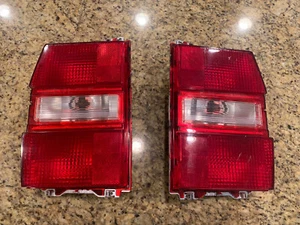 Pair NOS 1982-1990 Buick Estate Electra Station Wagon Tail Lamp Light Lenses - Picture 1 of 7