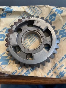 1969 69 Suzuki TC250 T20 Second 2nd Drive Driven Gear 24320-11005 OEM NOS SW64A - Picture 1 of 6