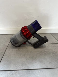 Dyson V10 - Bild 1 von 4