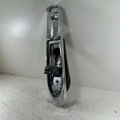 OEM 5938390 GM 1949 Buick base de farol de estacionamento cromada sem lente excelente estado - Imagem 1 de 4