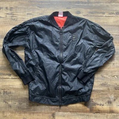 Jaqueta Nike feminina preta tênis malha bombardeiro quadra ativa leve zíper pequena - Imagem 1 de 4