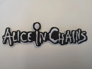 Parche de hierro de 4 pulgadas con logotipo de Alice In Chains - Imagen 1 de 2