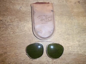 Vintage Ray-Ban USA CLIP-ON Green Eyeglasses Sunglasses Lenses USA With Case - Picture 1 of 4